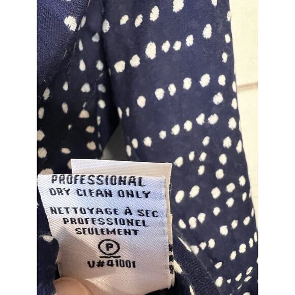 Diane Von Furstenburg Size 2 Top Blue With White Button Down - Picture 6 of 7